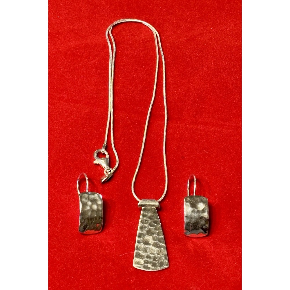 Signed Silpada Sterling Silver Pendant, Chain & Earrings .925 Set